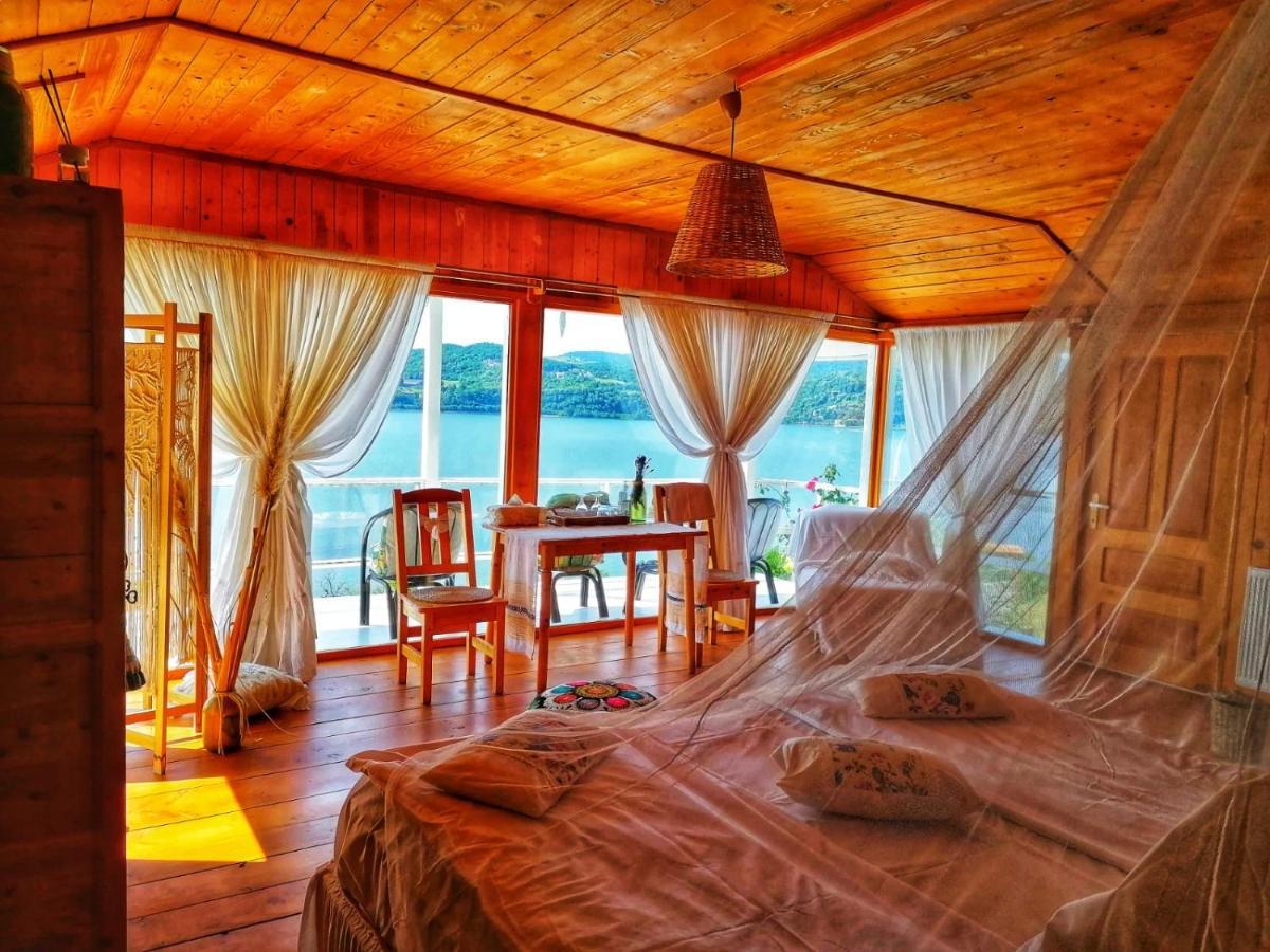 Villa Dream Tricule Svinita Exterior foto